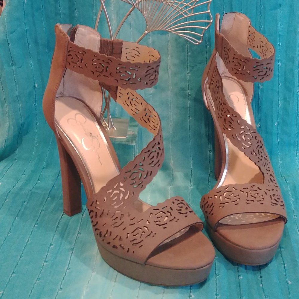 Jessica Simpson Sexy Crossed Strap heels